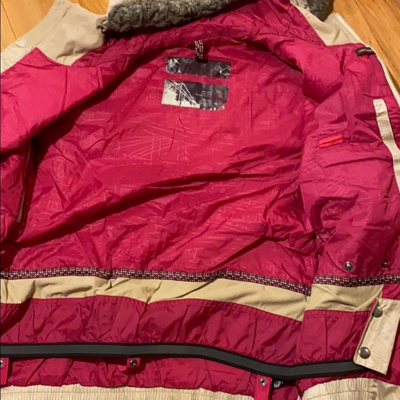 Burton Small Ski Jacket EXCELLENT - Picture 4 of 5
